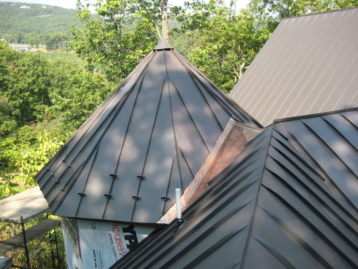 Professional Gutter Cleaning by Craftsman Roofing in Canyon Crest